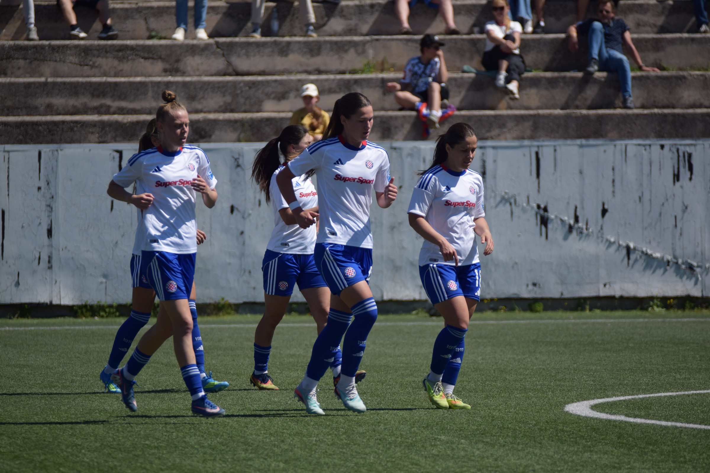 Odigrano 6. kolo Lige za prvaka. Hajduk - Agram 1 : 1, Međimurje - Dinamo 1 : 4